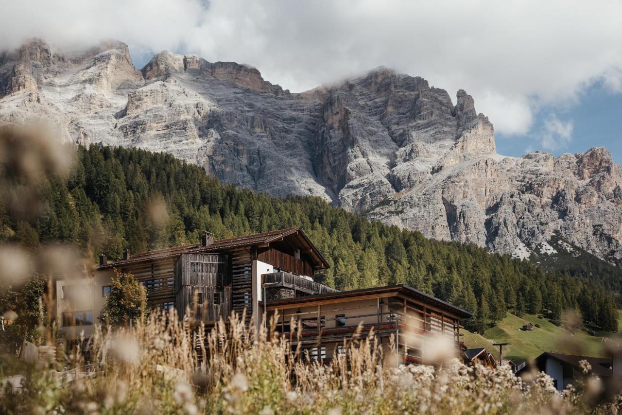 Lagacio Hotel Mountain Residence San Cassiano  Dış mekan fotoğraf