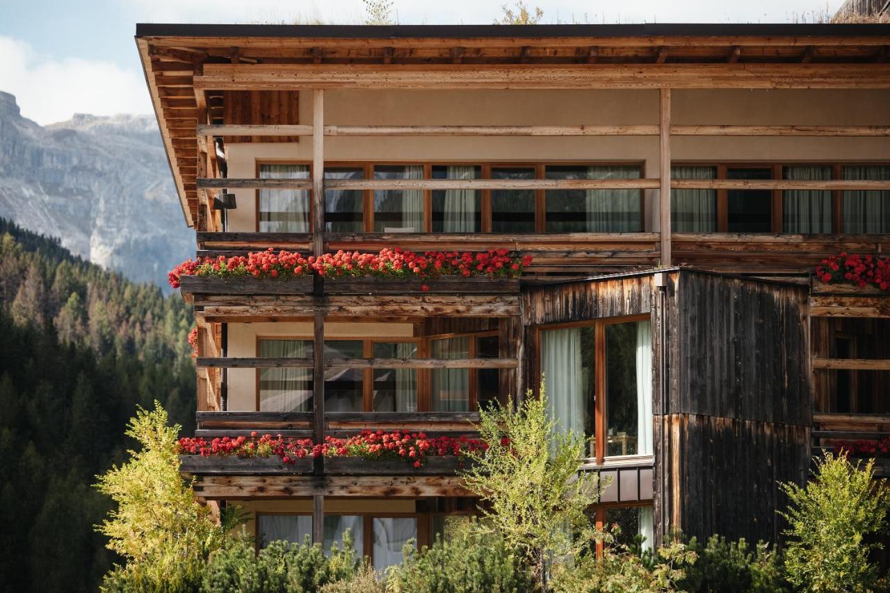 Lagacio Hotel Mountain Residence San Cassiano  Dış mekan fotoğraf